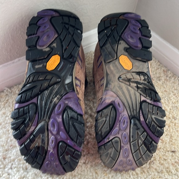 Merrell Hiking Boots - Picture 6 of 8